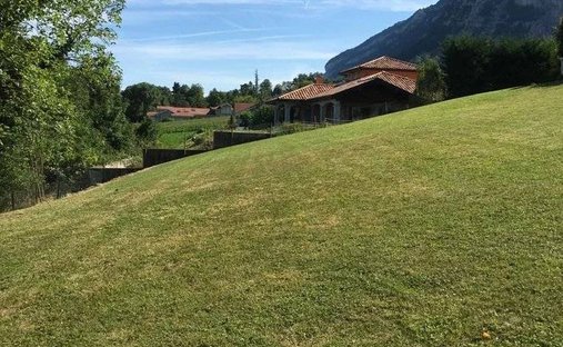Terrain à Collonges-sous-Salève, Auvergne-Rhône-Alpes, France 1