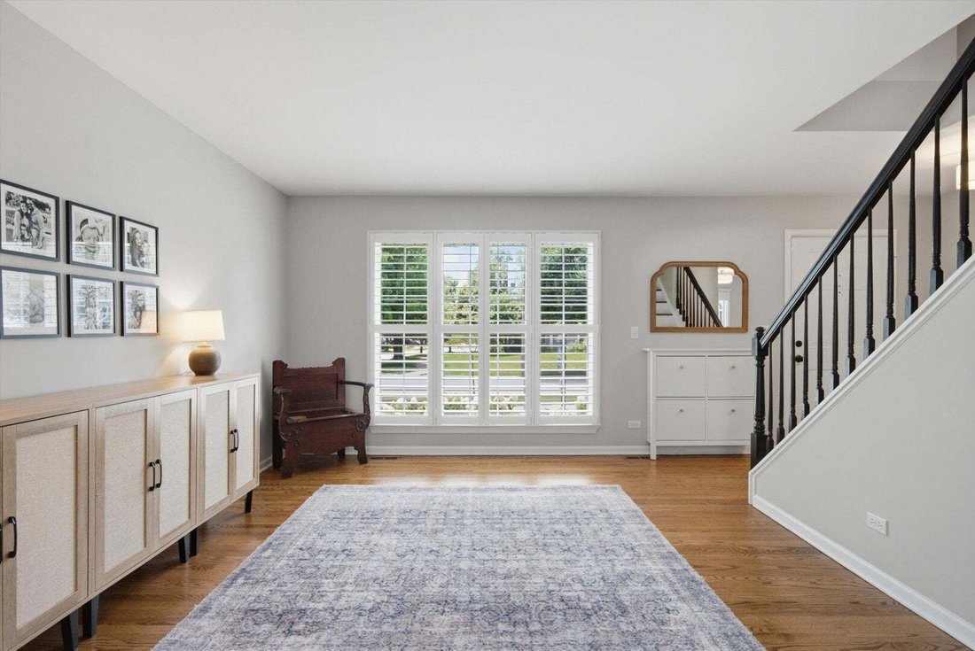House in Aurora, Illinois, United States 3 - 18589553