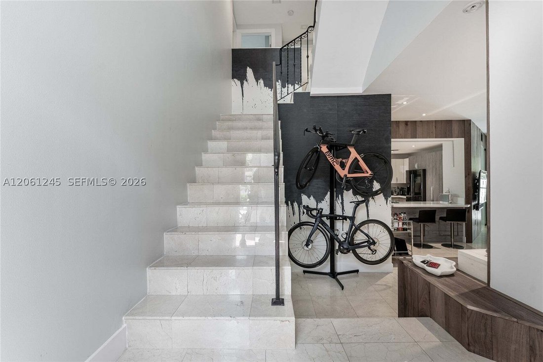 Townhouse in Golden Beach, Florida, United States 4 - 18591744