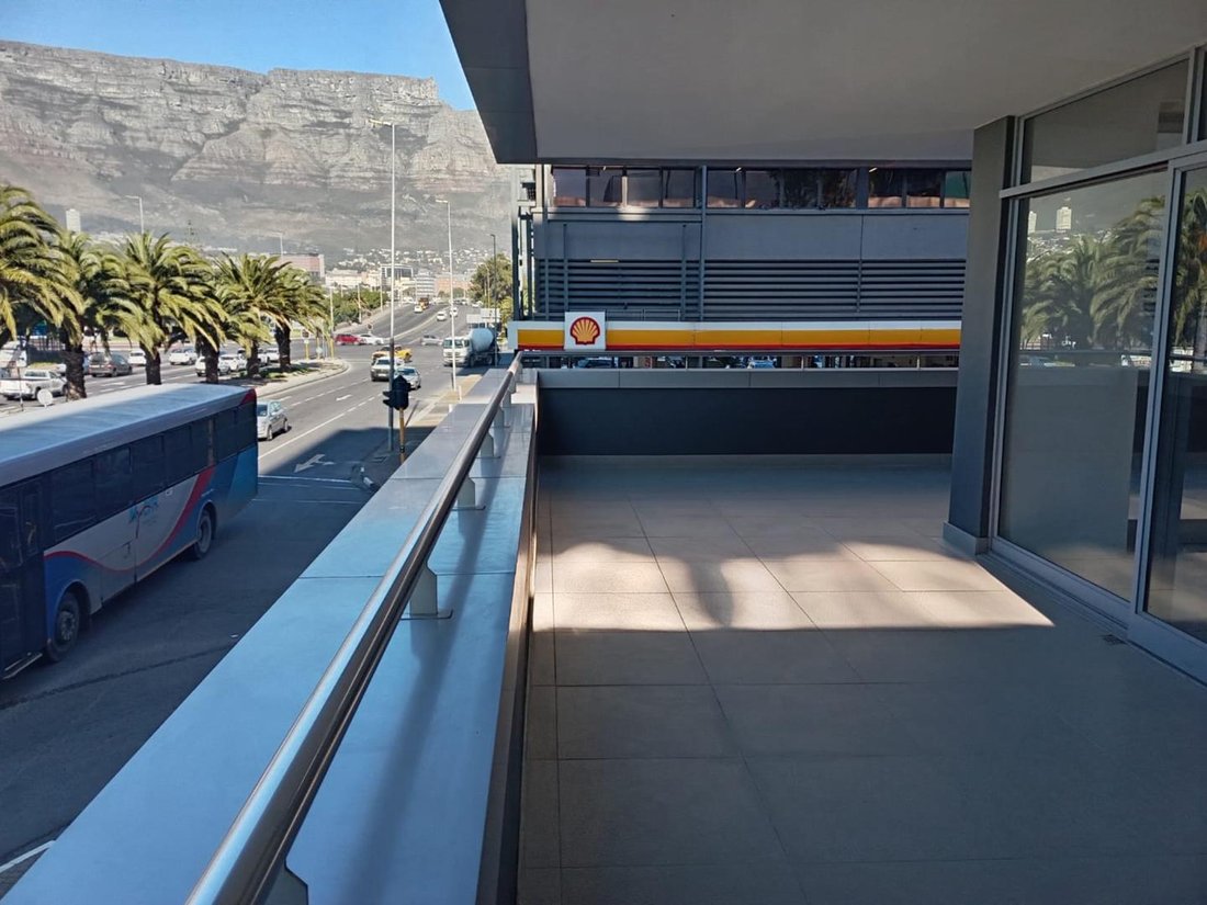 Land in City Centre, Cape Town, South Africa 1 - 18589182