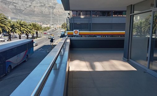 Land in City Centre, Cape Town, South Africa 1