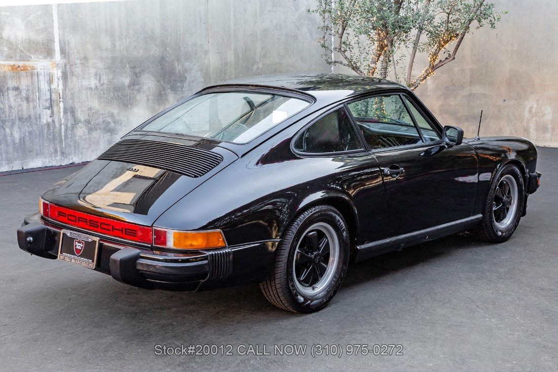 Porsche 911 in Los Angeles, CA 5 - 18590034