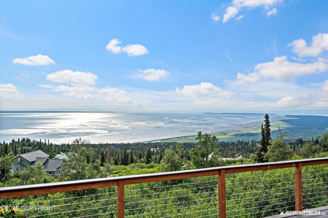 House in Anchorage, Alaska, United States 2 - 18589378