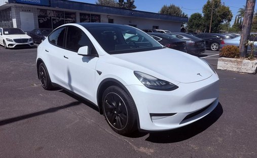 2022 Tesla Model Y Long Range Sport Utility 4D in Fremont, CA, United States 1