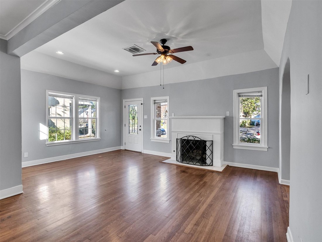 House in Houston, Texas, United States 4 - 18592697