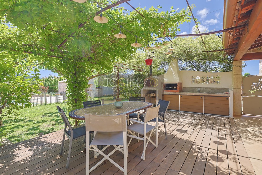 Villa in Le Village, Cuers, France 5 - 18592587