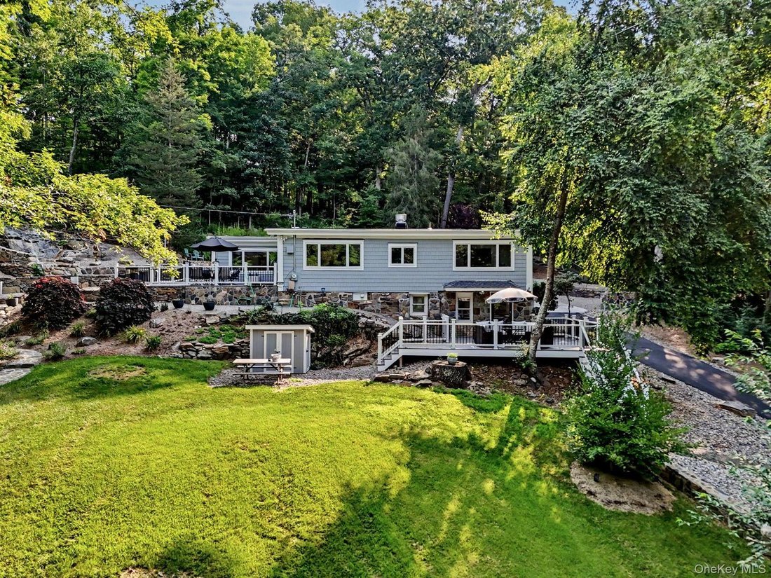 House in Katonah, New York, United States 1 - 18503891