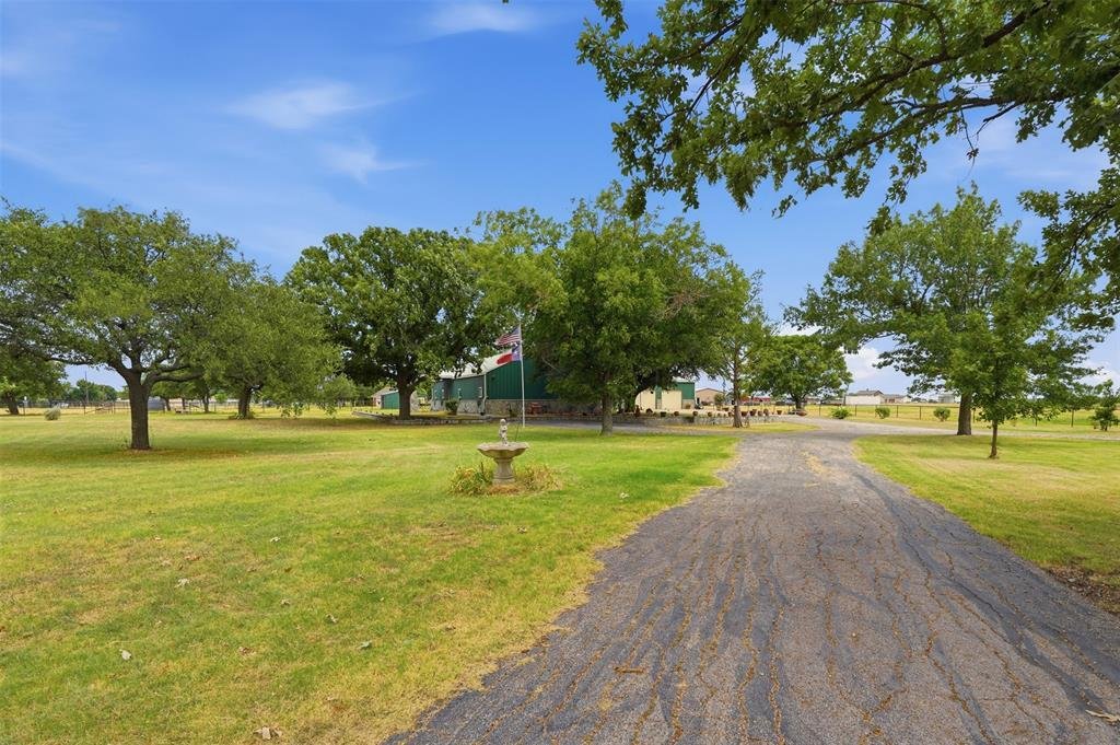 Farm Ranch in Krum, Texas, United States 3 - 18592586