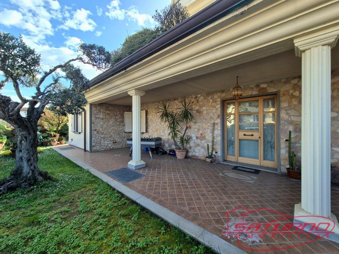 Country House in Altopascio Centro, Altopascio, Tuscany 2 - 18592429