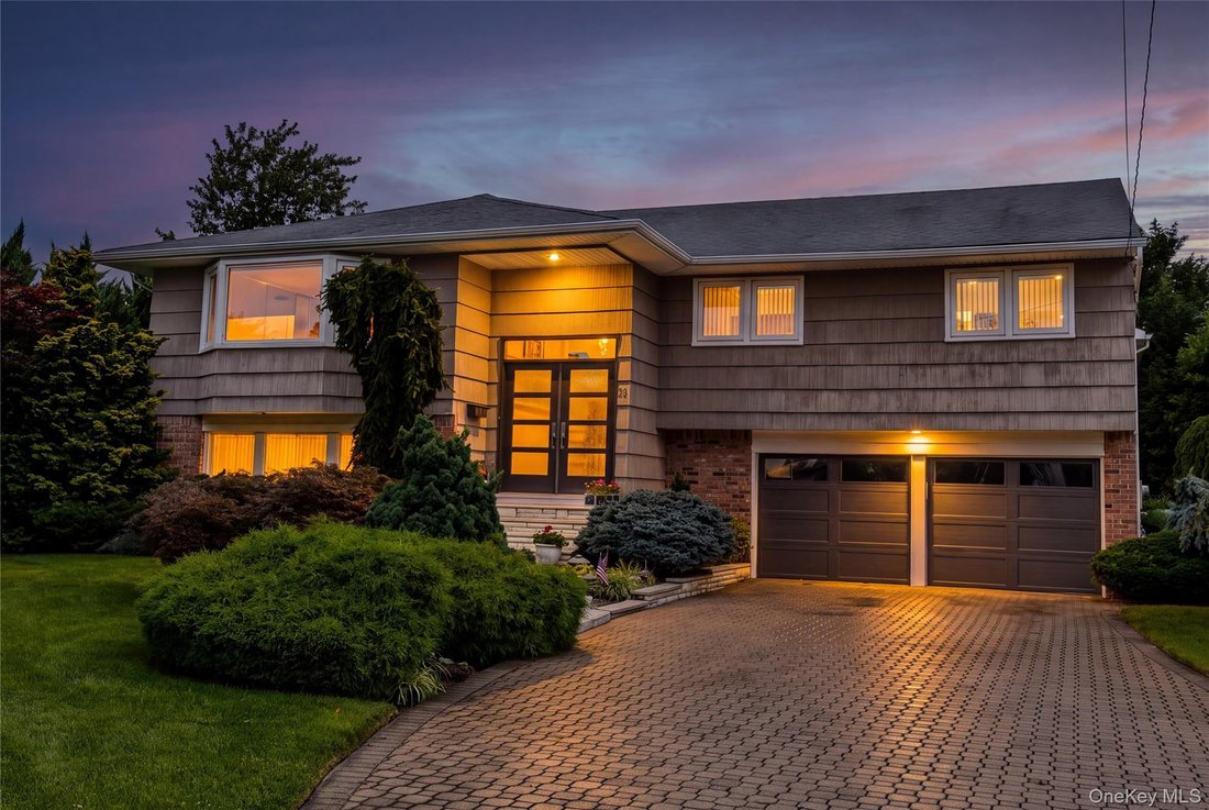 House in Massapequa, New York, United States 1 - 18591251