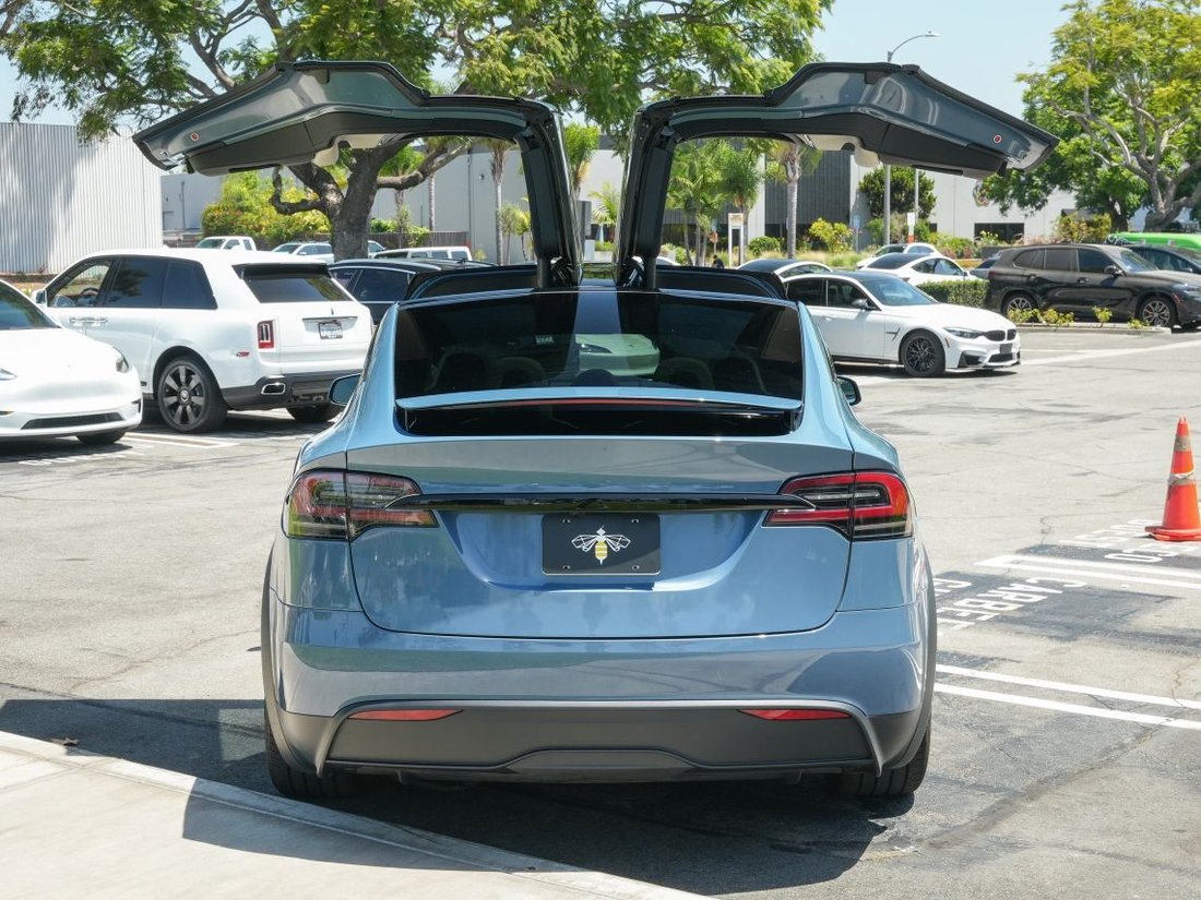 Suv in Costa Mesa, CA, United States 3 - 18531390