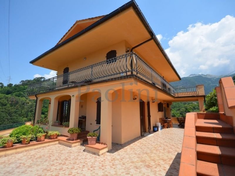 Villa in Historic Center, Prato, Tuscany 3 - 18591033