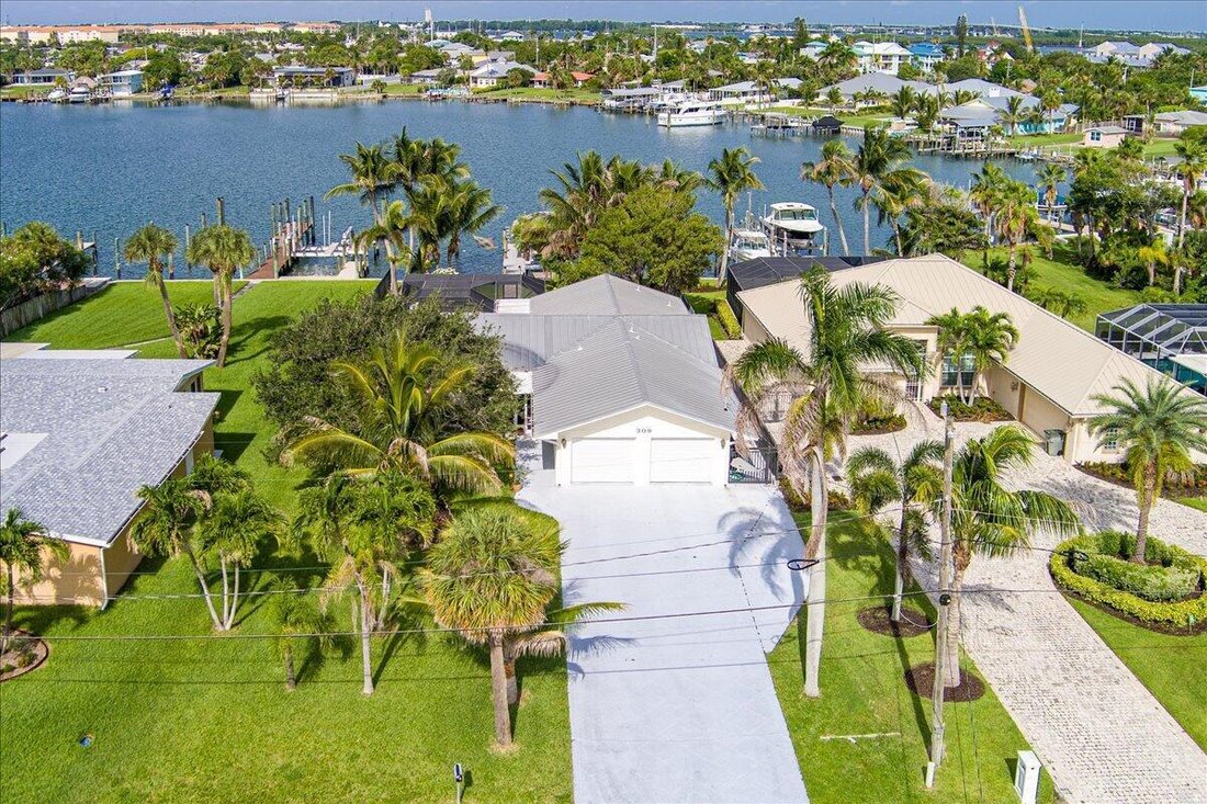 House in Fort Pierce, Florida, United States 1 - 18592204