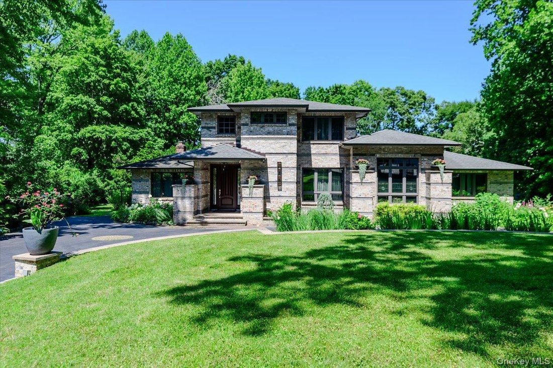 House in Huntington Station, New York, United States 2 - 18591608