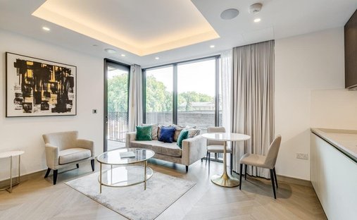 Apartment in St John's Wood, Westminster, England 1