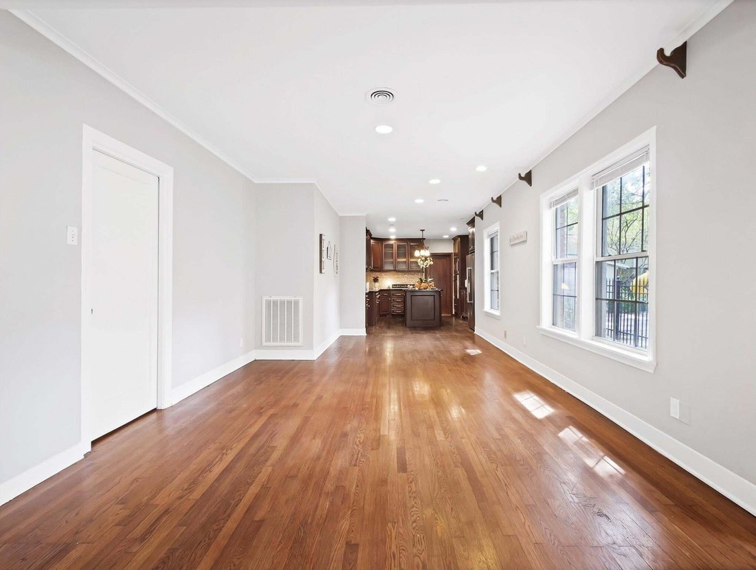 House in Houston, Texas, United States 3 - 18592697