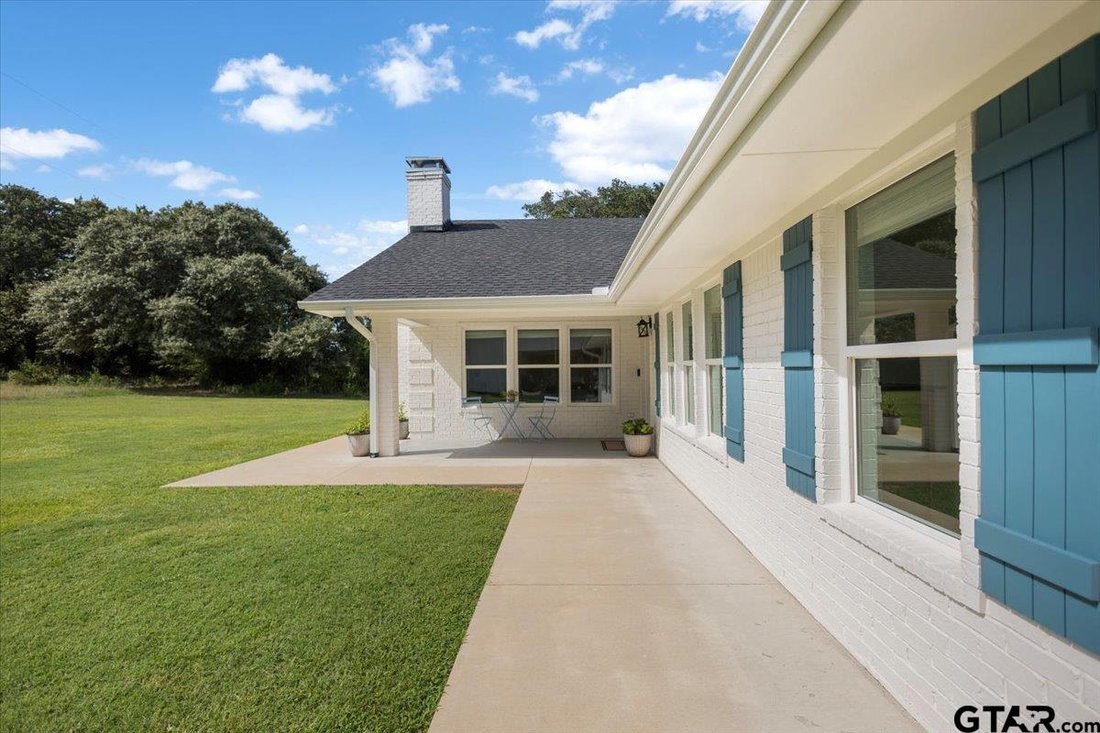 House in Ben Wheeler, Texas, United States 3 - 18591562
