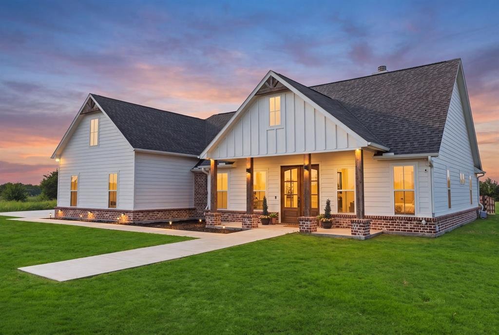 House in Celeste, Texas, United States 1 - 18592555