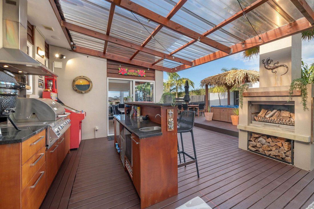 House in Beachlands, Auckland, New Zealand 1 - 17475436