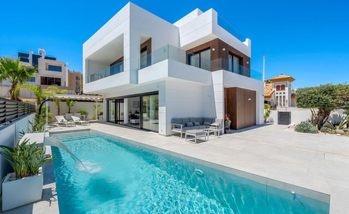 Villa in Guardamar del Segura, Valencian Community, Spain 1