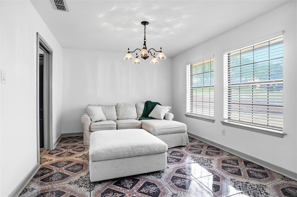 House in Fort Worth, Texas, United States 5 - 18589943