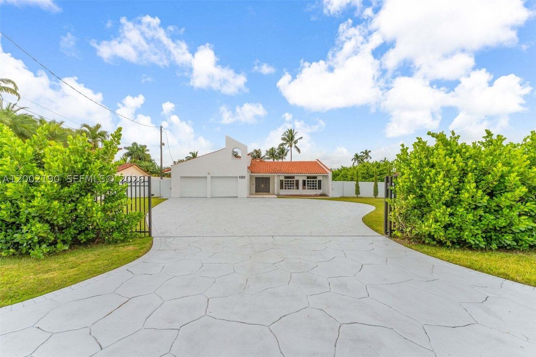 House in Miami, Florida, United States 1 - 17696949
