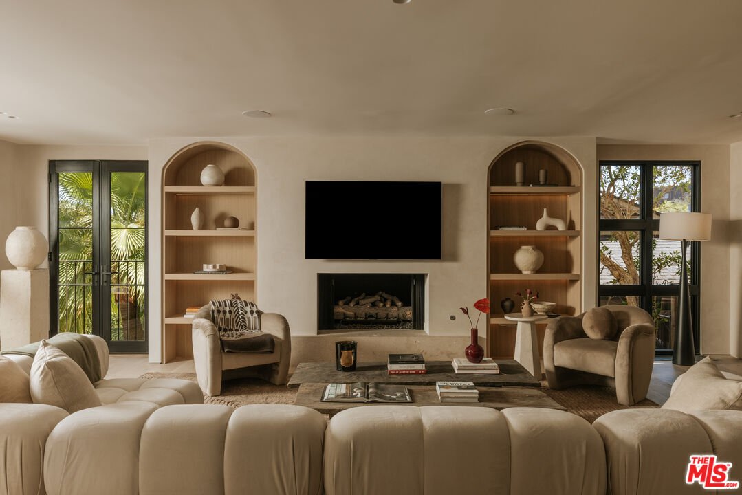 House in Los Angeles, California, United States 2 - 18592858