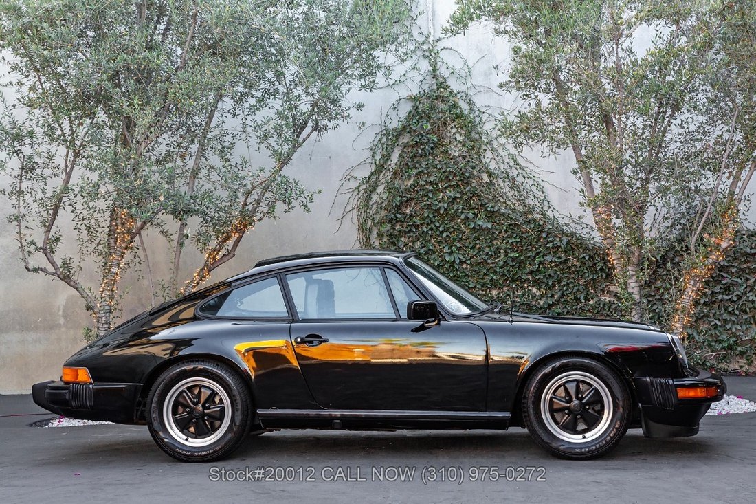 Porsche 911 in Los Angeles, CA 4 - 18590034