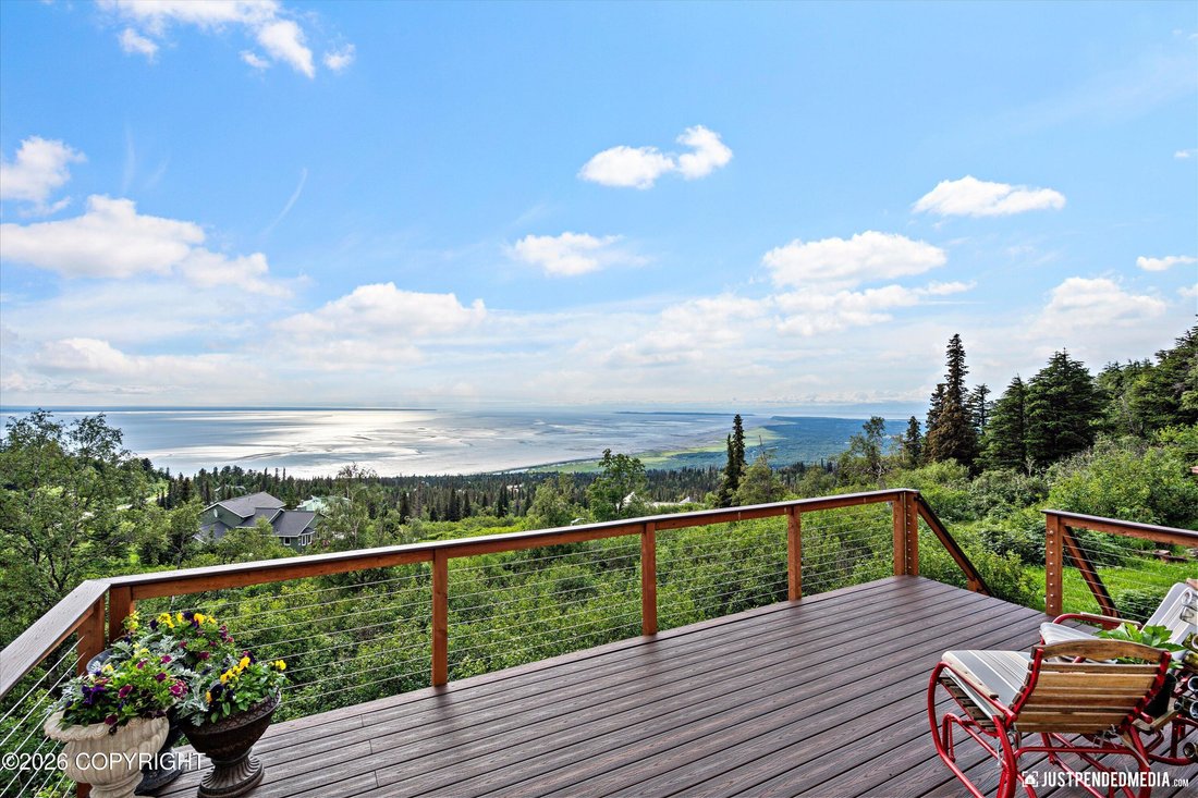 House in Anchorage, Alaska, United States 1 - 18589378