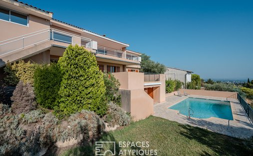 Villa in Montagne des Chèvres, Villeneuve-lès-Avignon, France 1