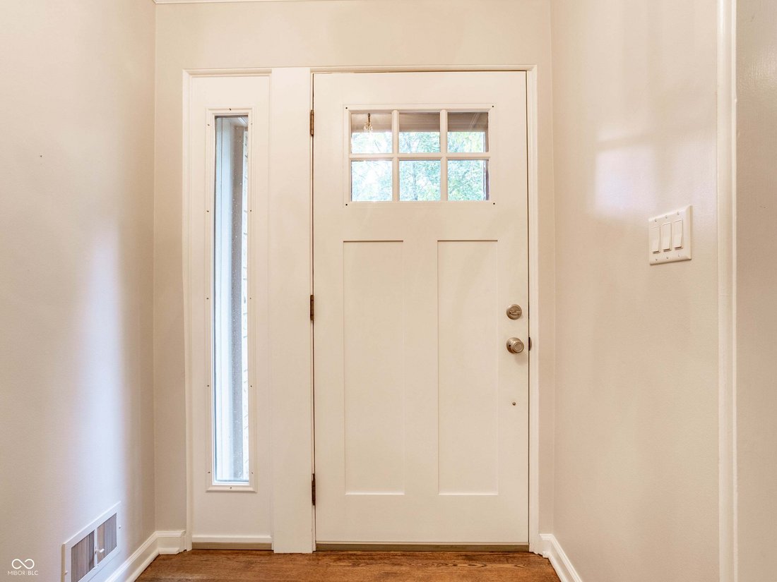 House in Indianapolis, Indiana, United States 5 - 18588899