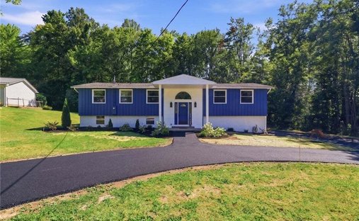 House in Kirtland, Ohio, United States 1