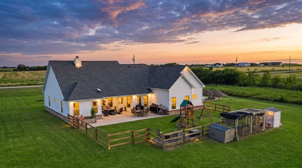 House in Celeste, Texas, United States 3 - 18592555