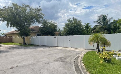 House in Miami Gardens, Florida, United States 1