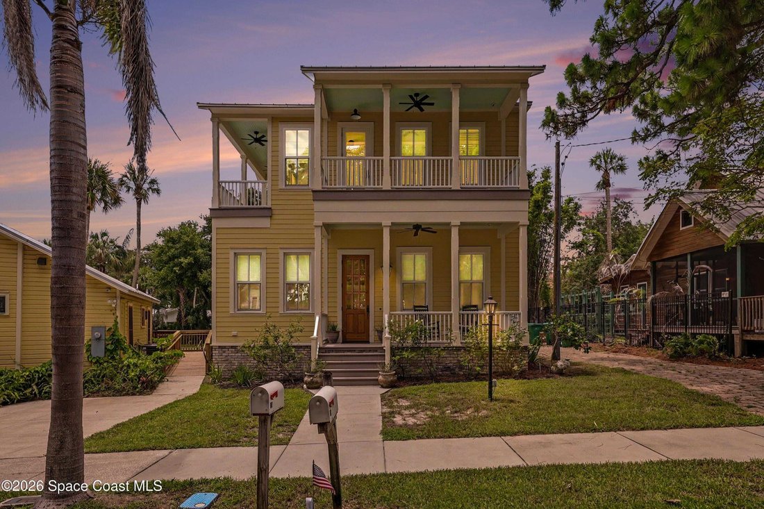 Cocoa, Florida, United States 2 - 18424991