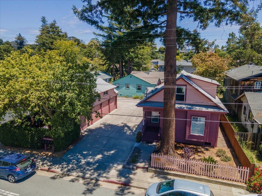 Santa Cruz, California, United States 5 - 18591391