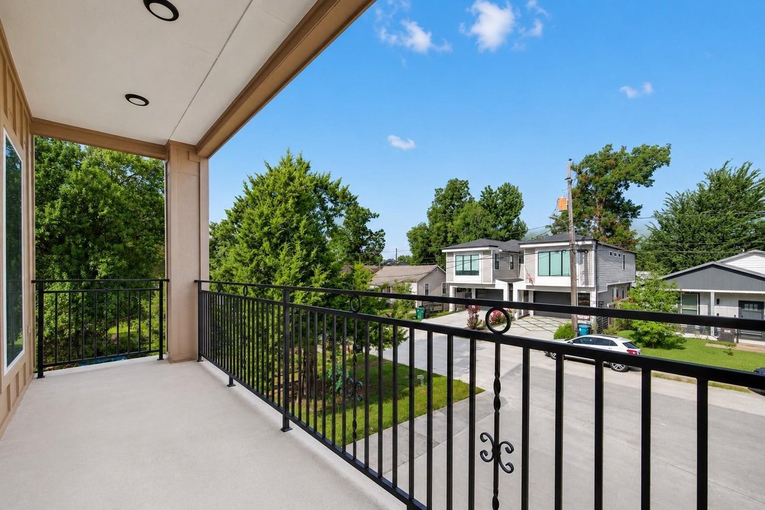 House in Houston, Texas, United States 5 - 18592674