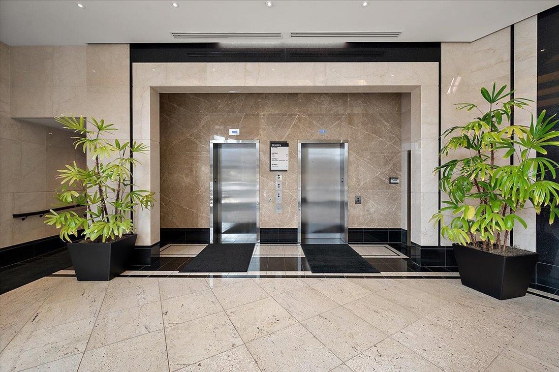 Condo in Birmingham, Michigan, United States 5 - 18593704