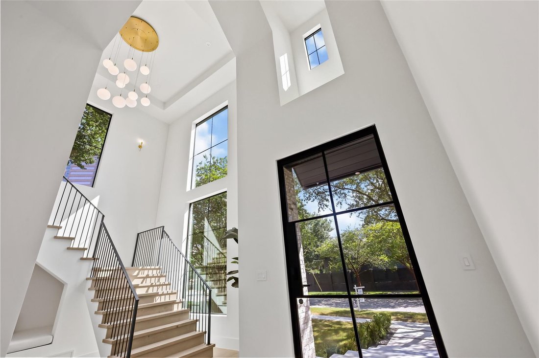 House in Houston, Texas, United States 3 - 18592638