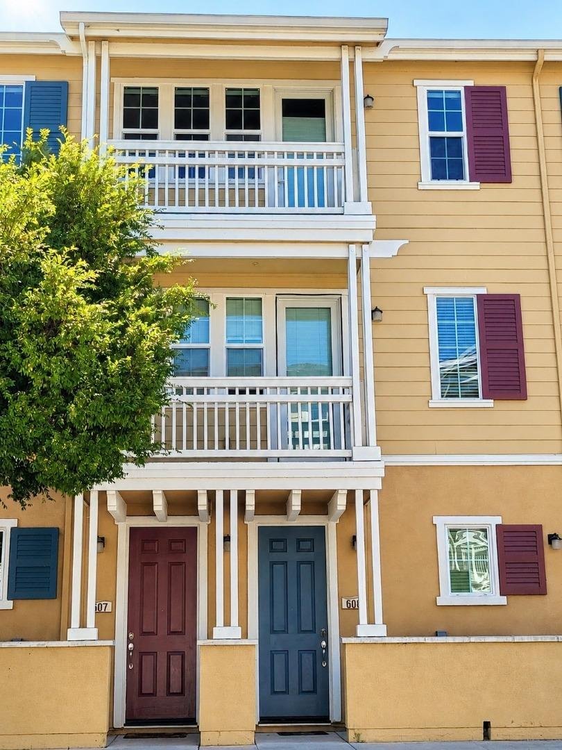 Condo in Redwood City, California, United States 1 - 18515235