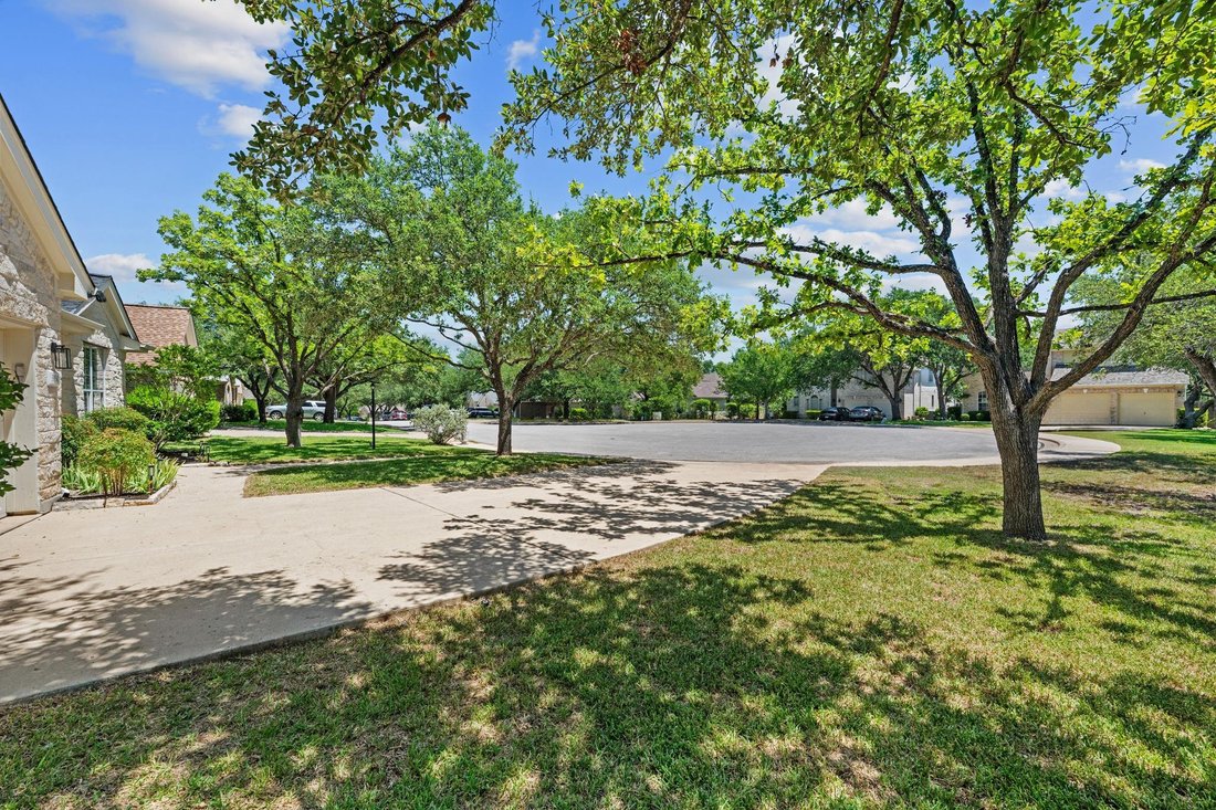 House in Bee Cave, Texas, United States 4 - 18589810