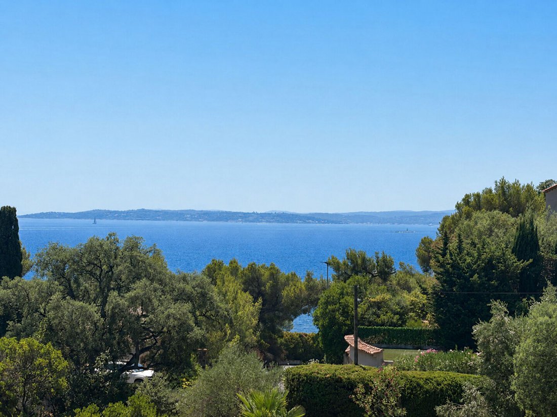House in Ecarts, Roquebrune-sur-Argens, France 1 - 18589706
