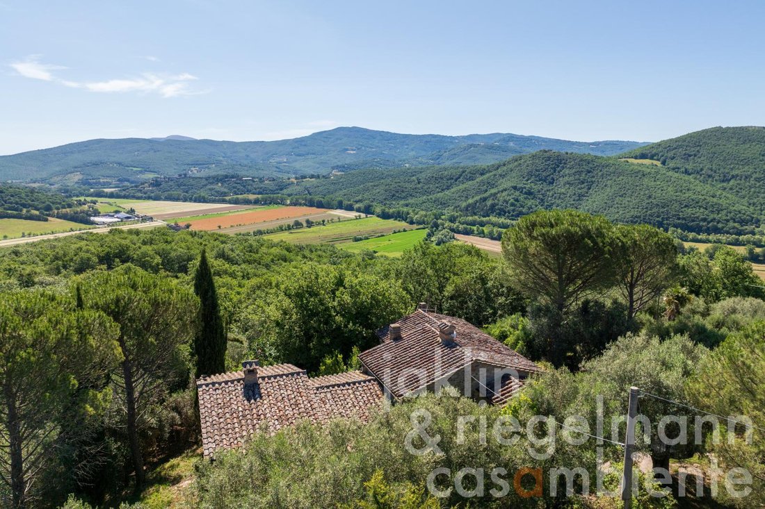 House in Center, Cortona, Tuscany 3 - 18589351