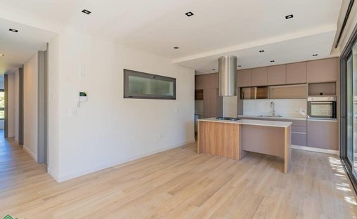 Condo in Mar del Plata, Buenos Aires Province, Argentina 1
