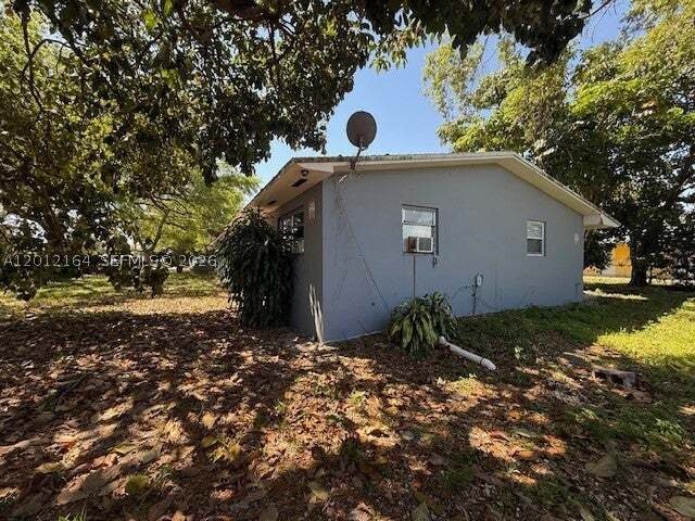 Miami Gardens, Florida, United States 5 - 17833747