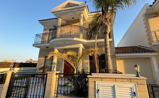 Casa a Agios Athanasios, Distretto di Limassol, Cipro 1