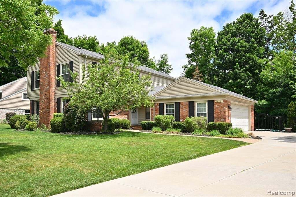 House in Beverly Hills, Michigan, United States 1 - 18588841