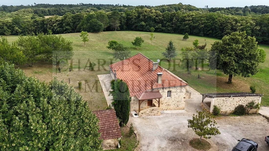 Estate in Villefranche-du-Perigord, Nouvelle-Aquitaine, France 5 - 18590405