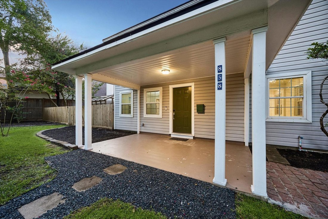 House in Houston, Texas, United States 3 - 18592684