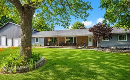 House in Oxford, Michigan, United States 1